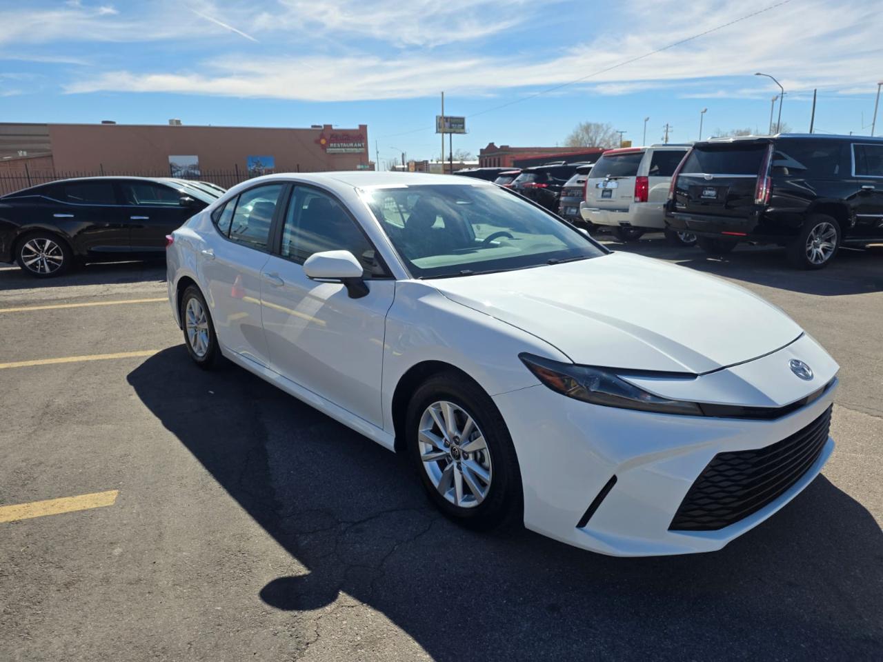 Toyota Camry XLE (Natl) 2025