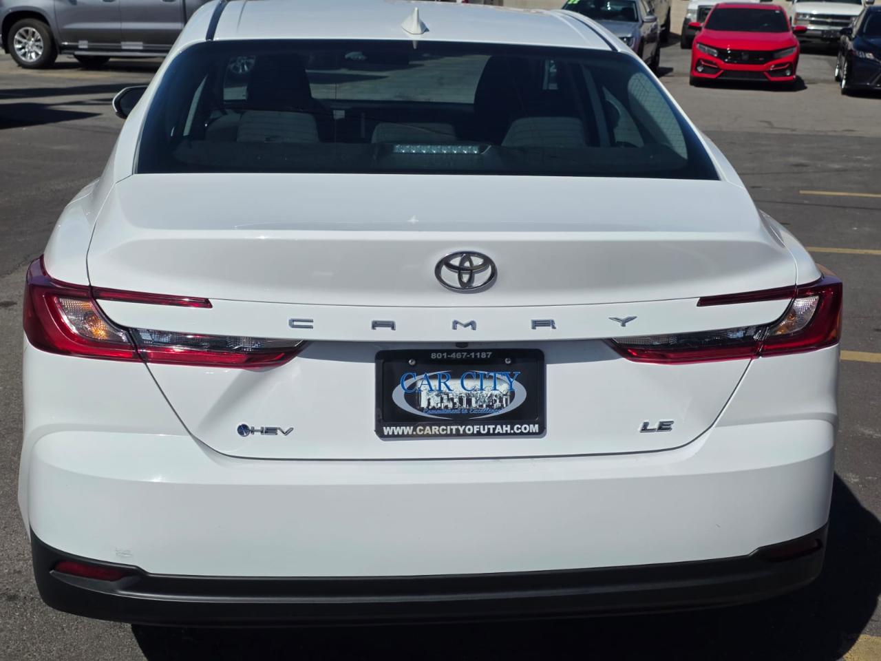 Toyota Camry XLE (Natl) 2025