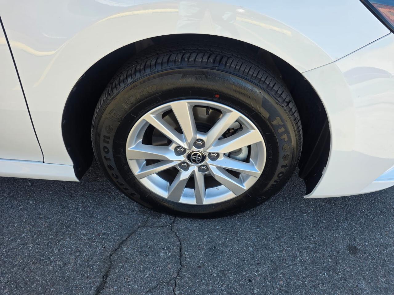 Toyota Camry XLE (Natl) 2025