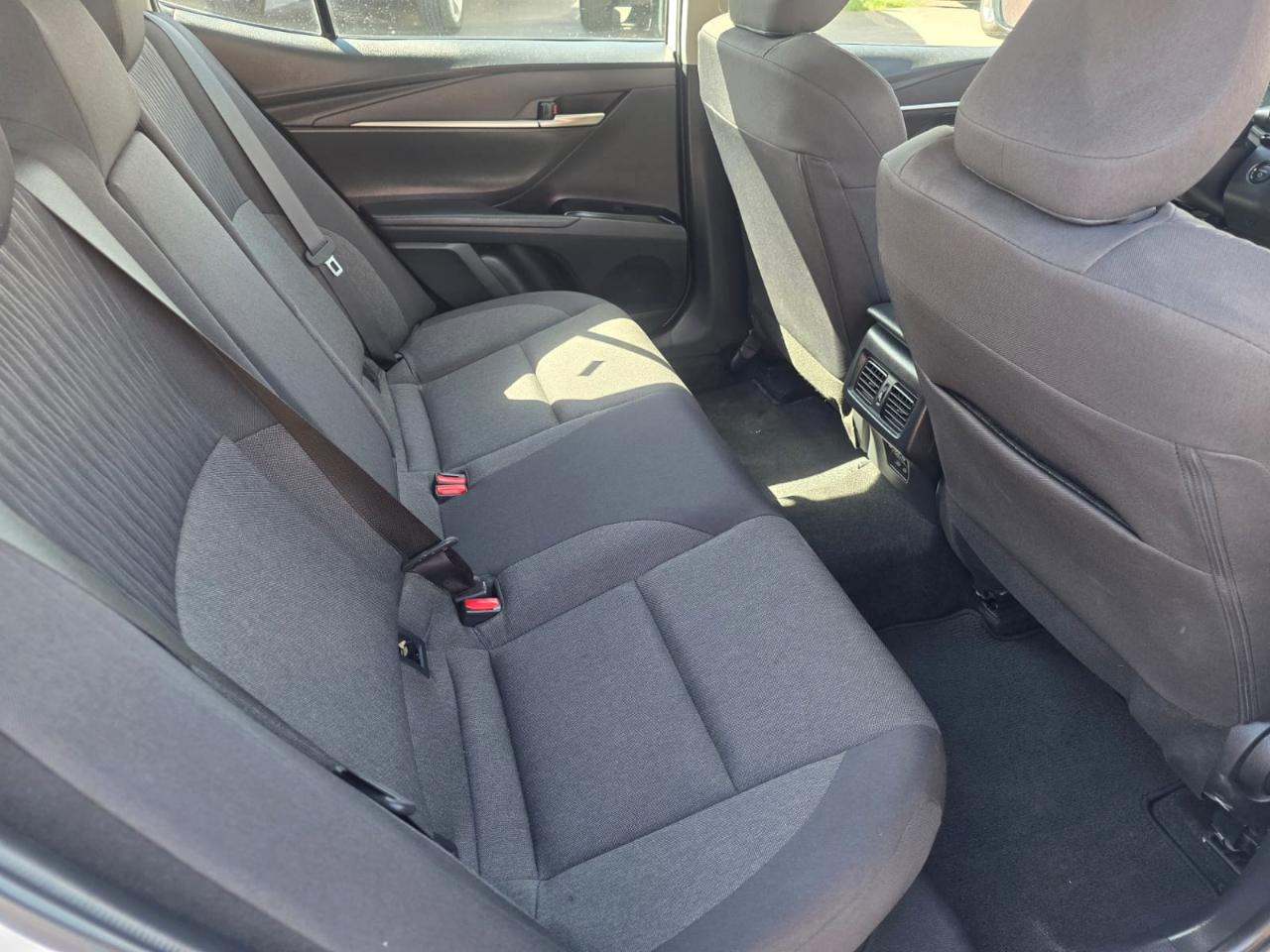 Toyota Camry XLE (Natl) 2025