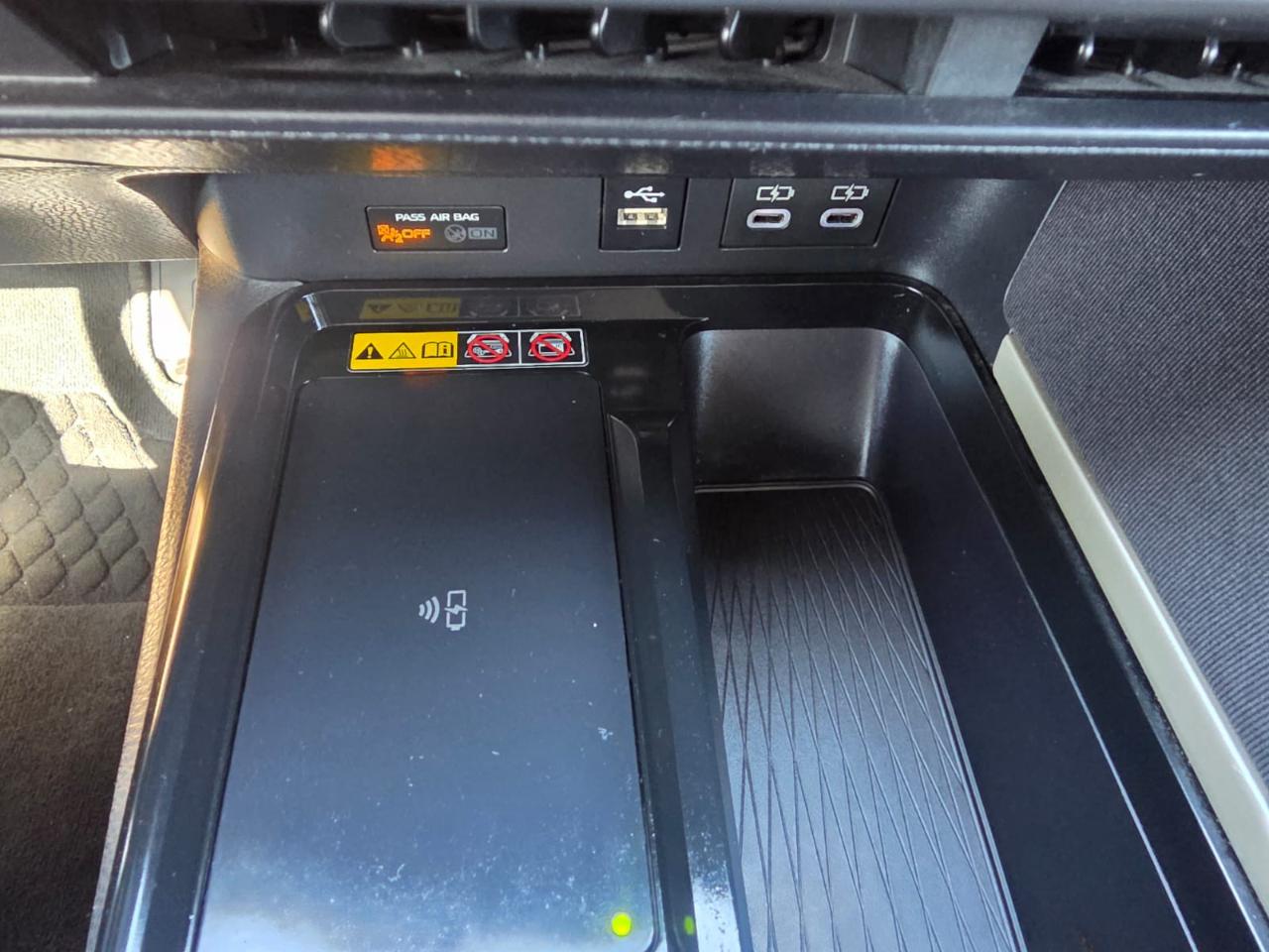 Toyota Camry XLE (Natl) 2025