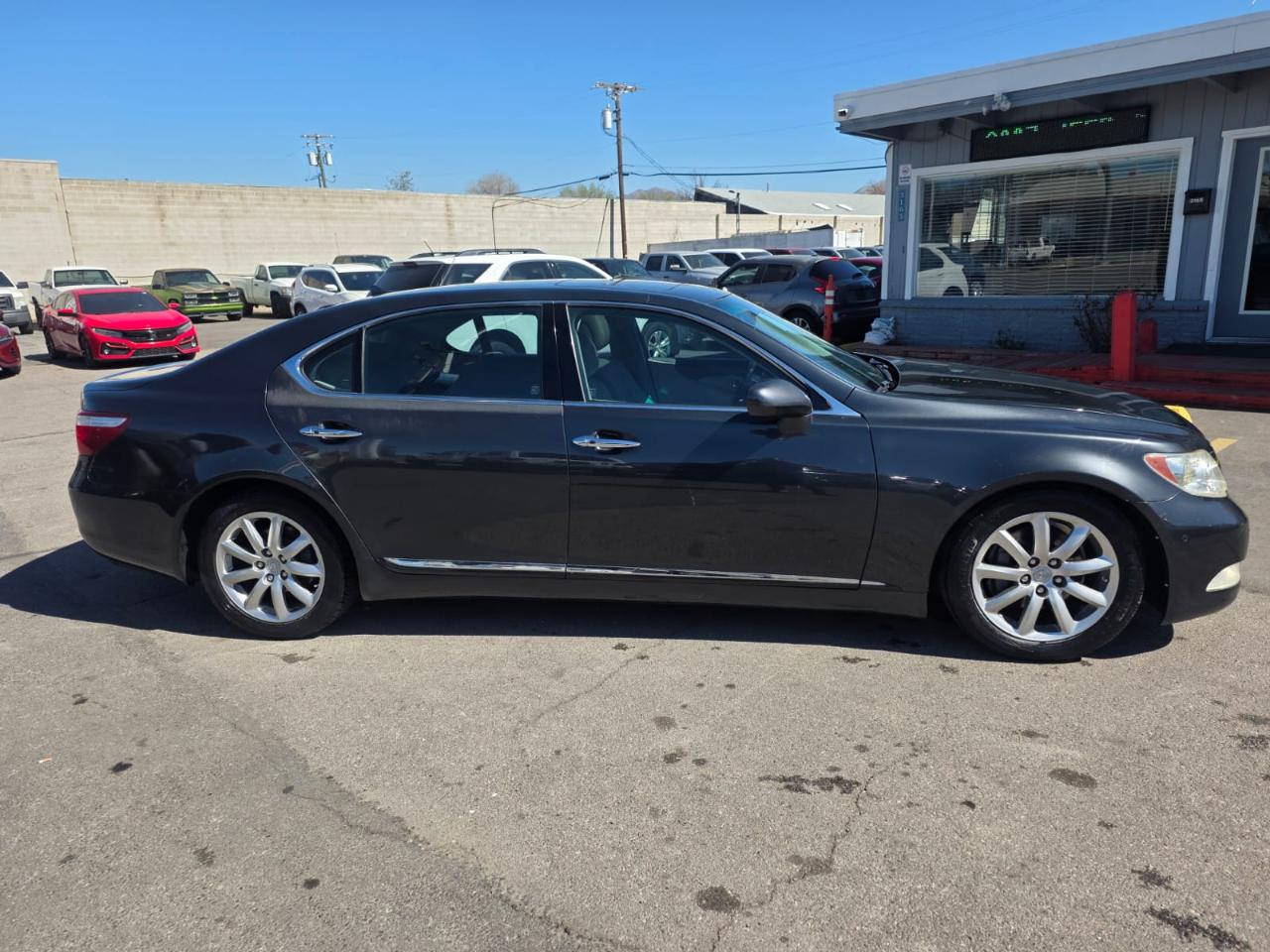 Lexus LS 460 4dr Sdn LWB 2007