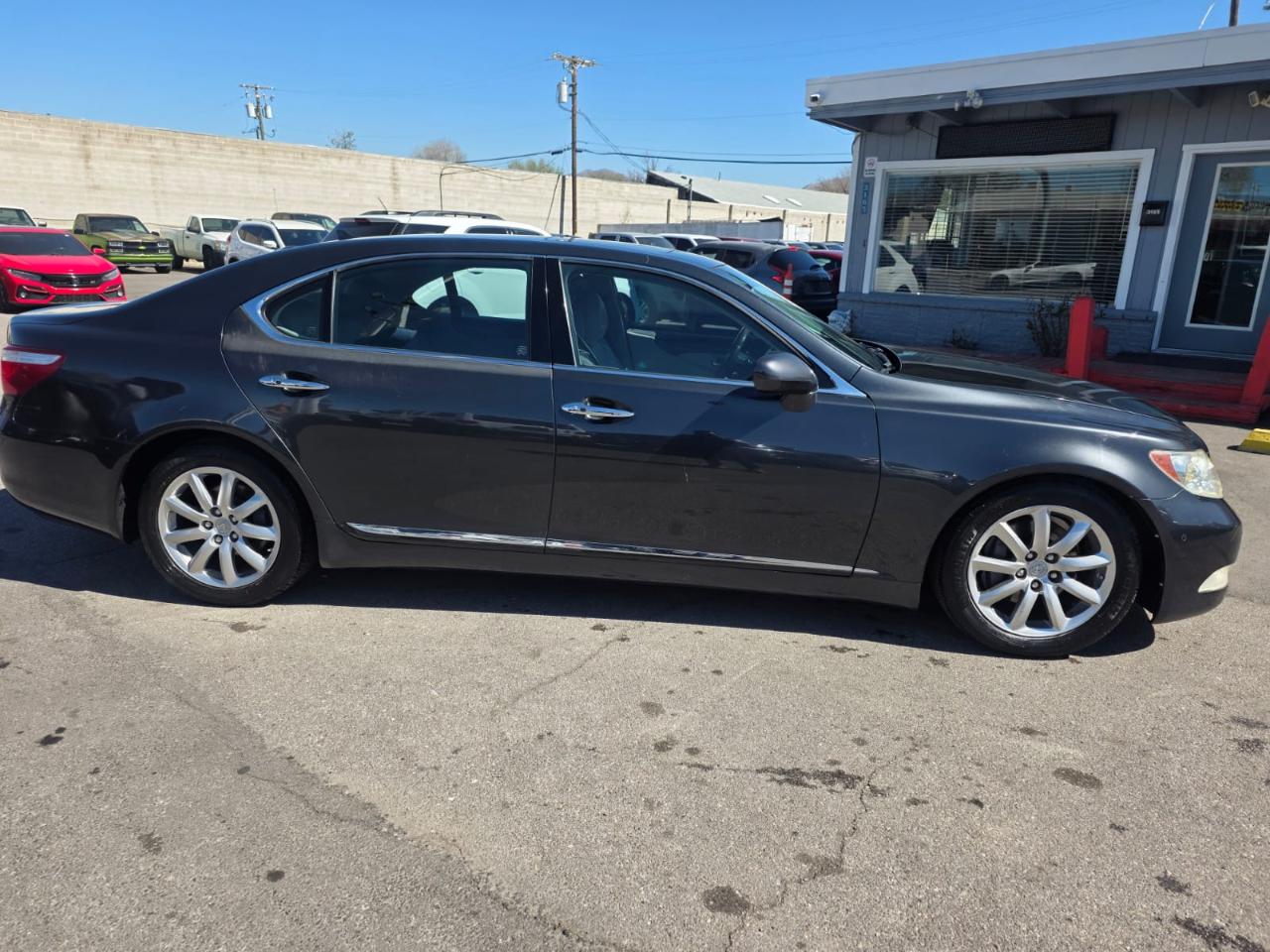 Lexus LS 460 4dr Sdn LWB 2007