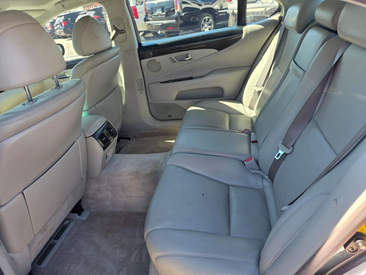 Lexus LS 460 4dr Sdn LWB 2007