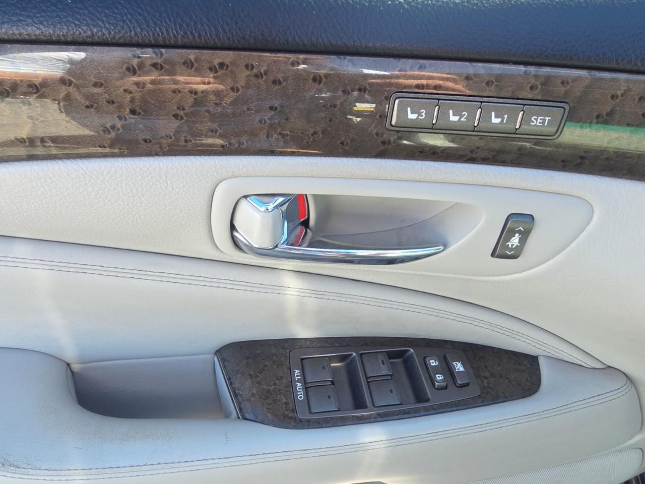 Lexus LS 460 4dr Sdn LWB 2007