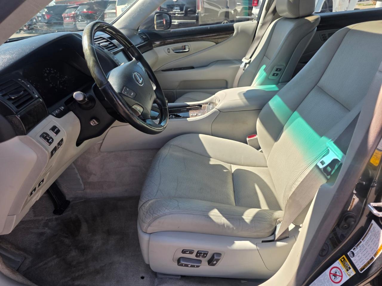 Lexus LS 460 4dr Sdn LWB 2007