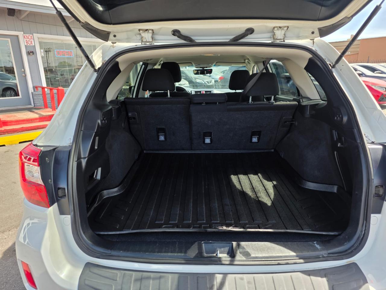 Subaru Outback 2.5i Premium 2017