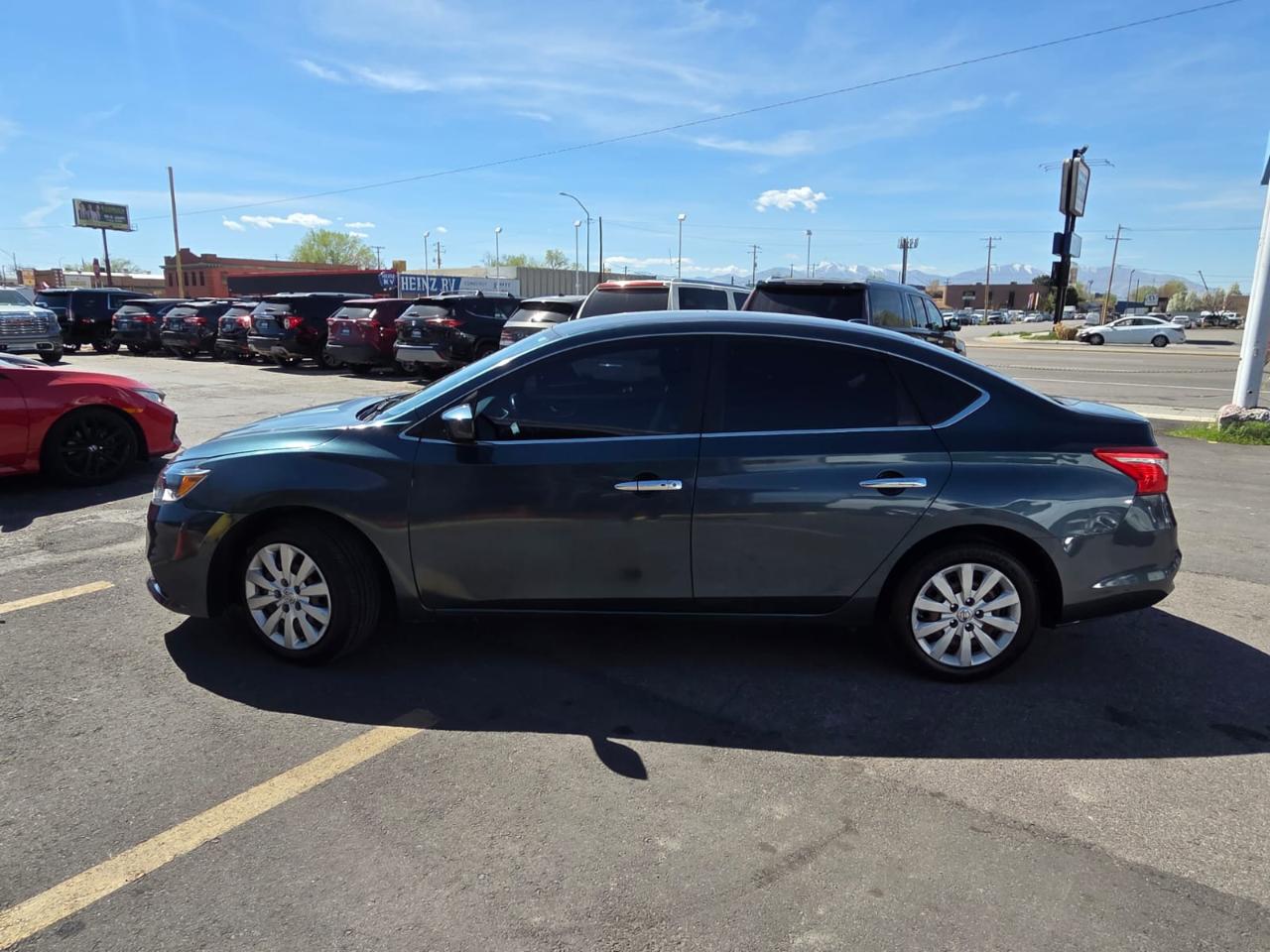 Nissan Sentra 4dr Sdn I4 CVT SV 2016