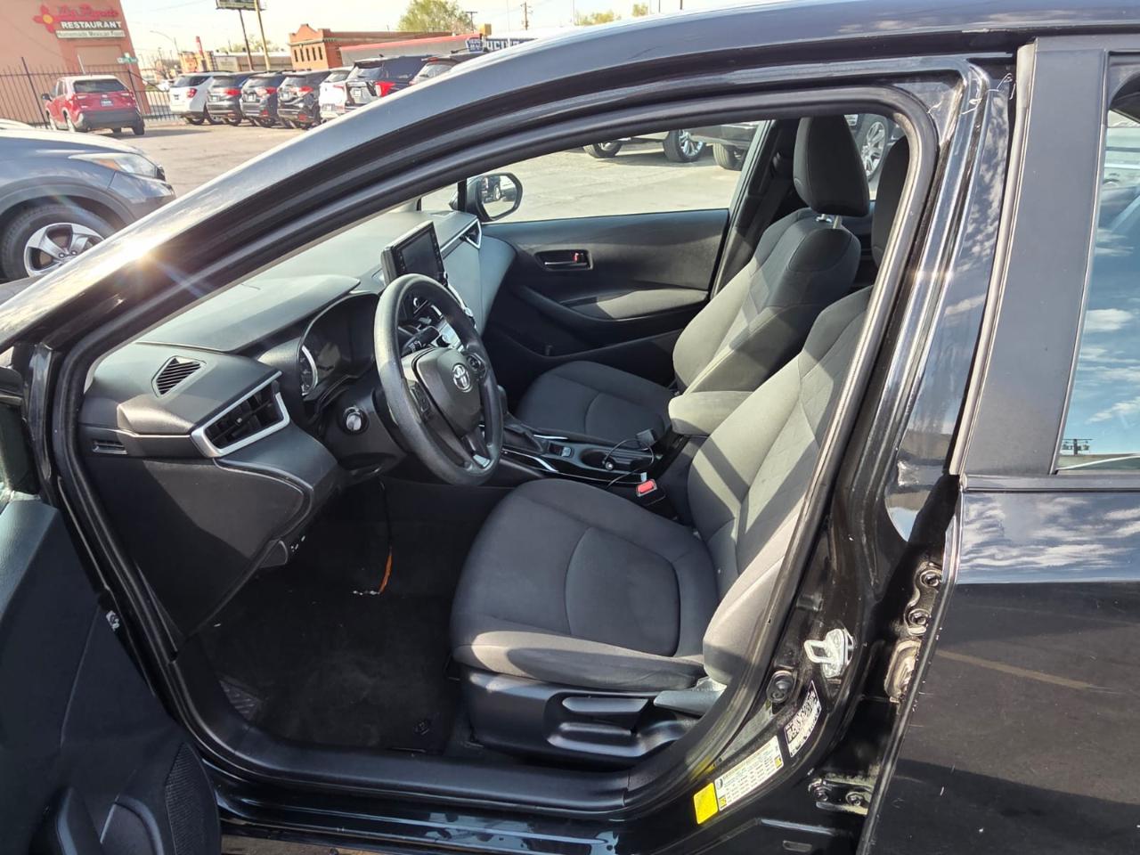 Toyota Corolla LE CVT (Natl) 2022