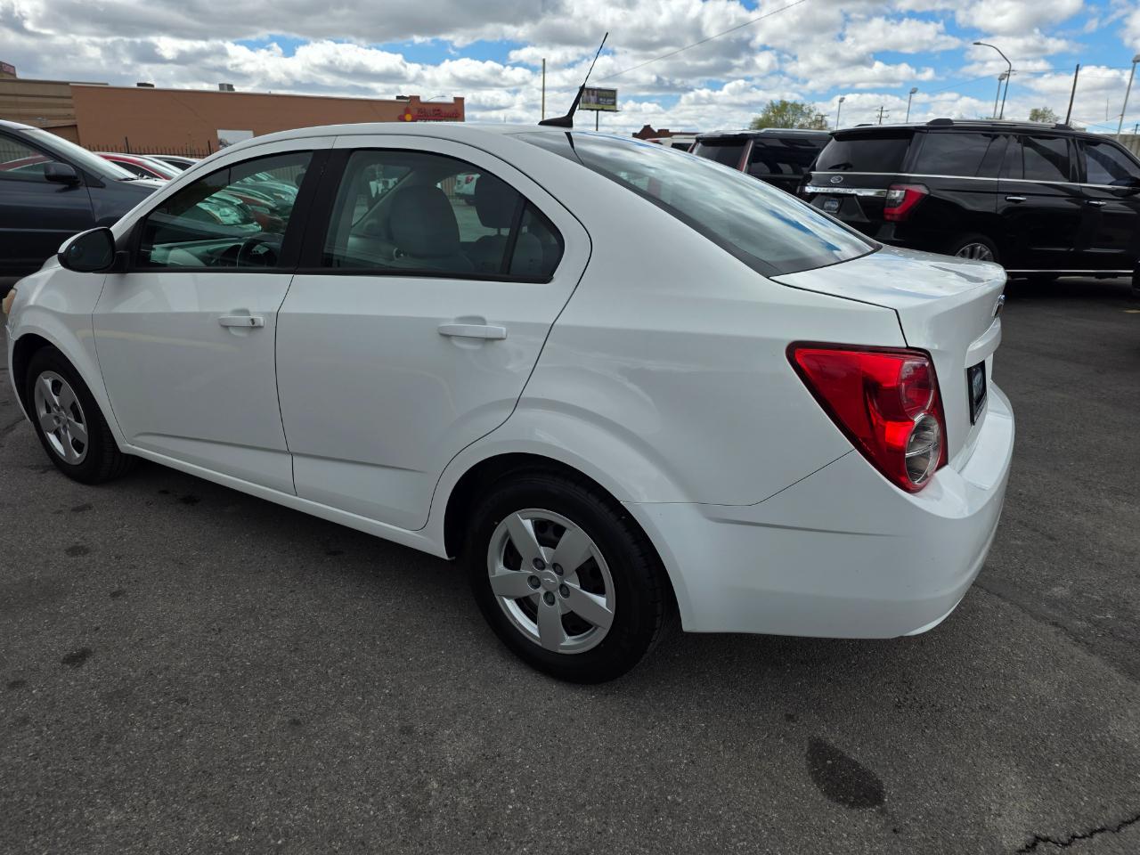 Chevrolet Sonic 4dr Sdn Auto LS 2014