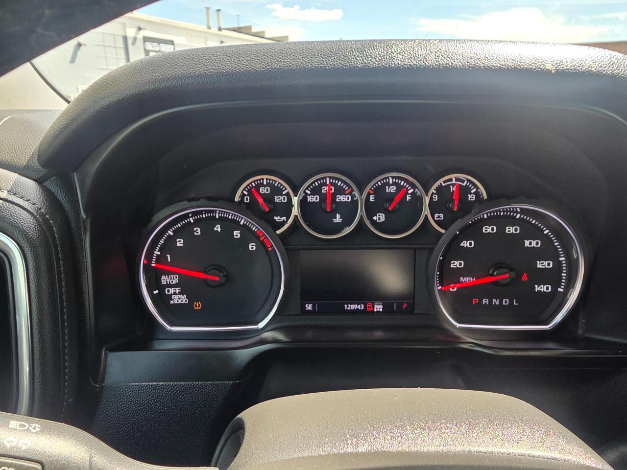 Chevrolet Silverado 1500 4WD Crew Cab 147" LT Trail Boss 2021