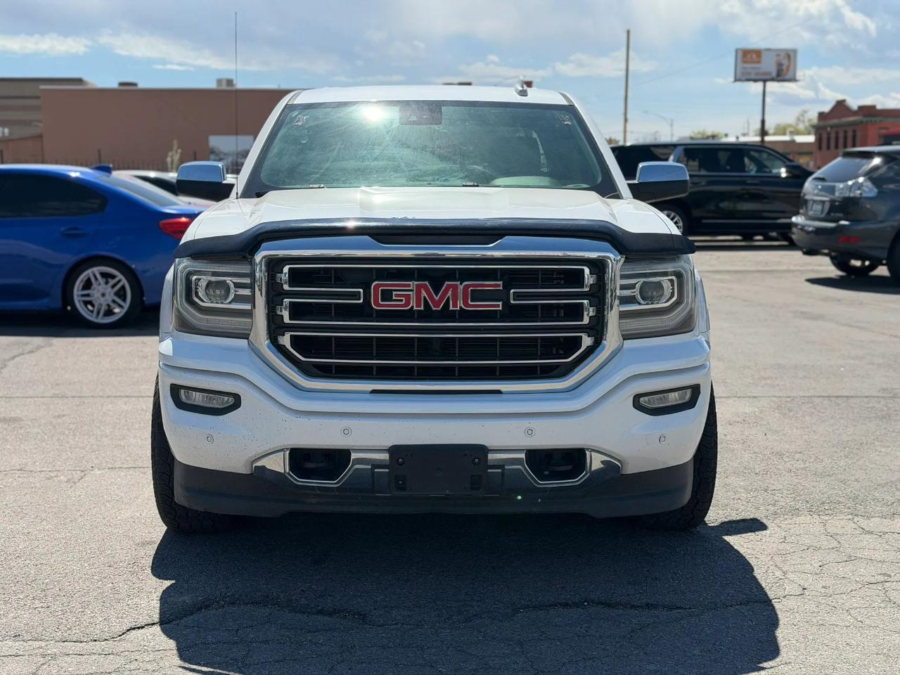 GMC Sierra 1500 4WD Crew Cab 153.0" Denali 2017
