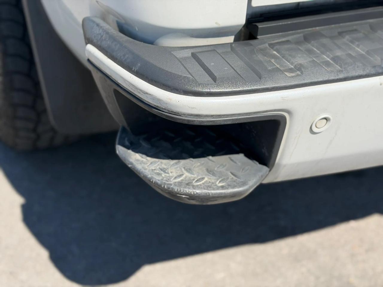 GMC Sierra 1500 4WD Crew Cab 153.0" Denali 2017