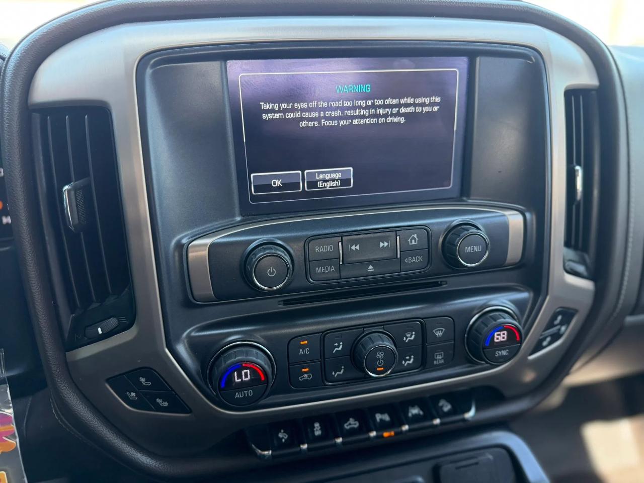 GMC Sierra 1500 4WD Crew Cab 153.0" Denali 2017