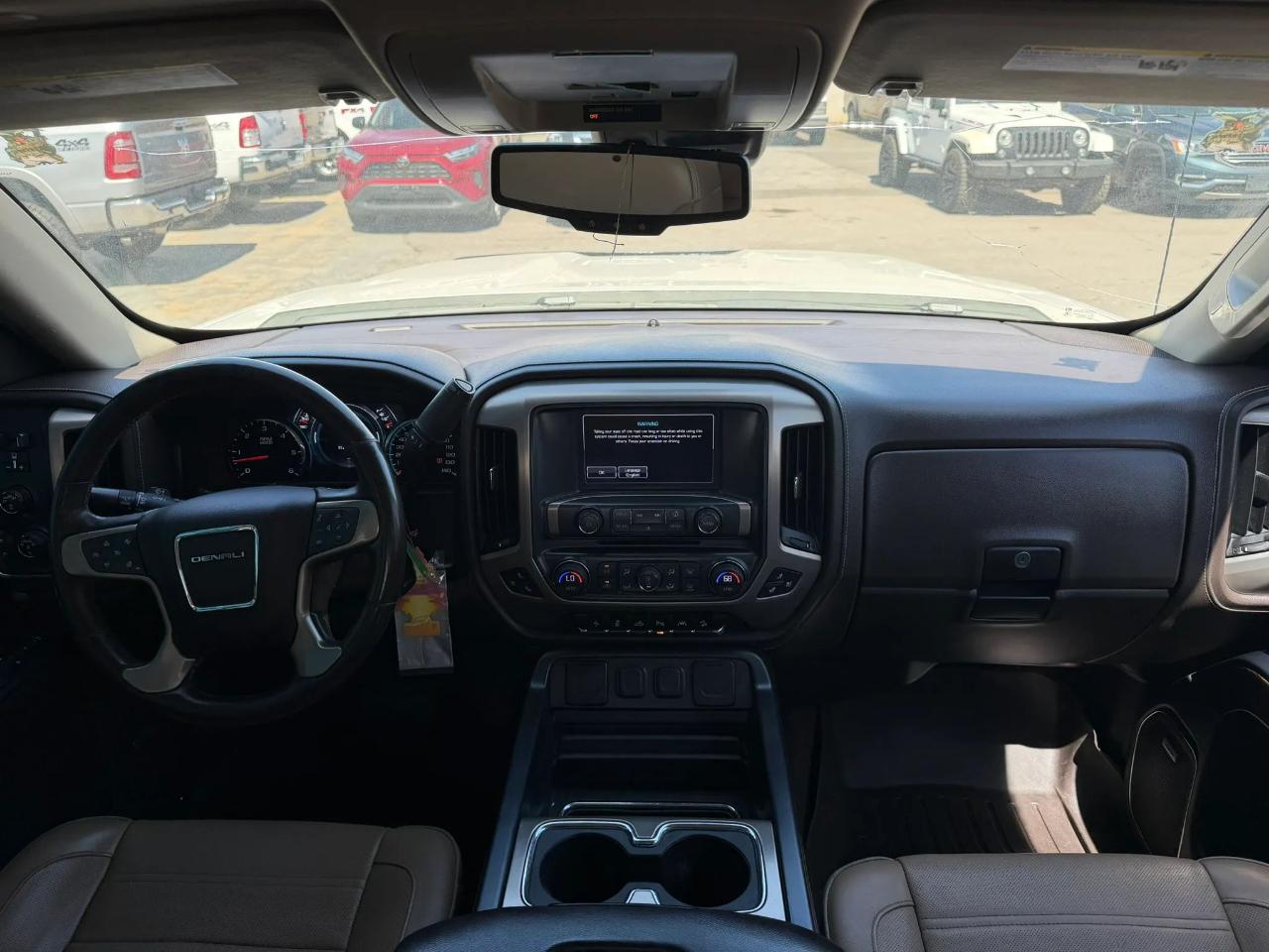 GMC Sierra 1500 4WD Crew Cab 153.0" Denali 2017