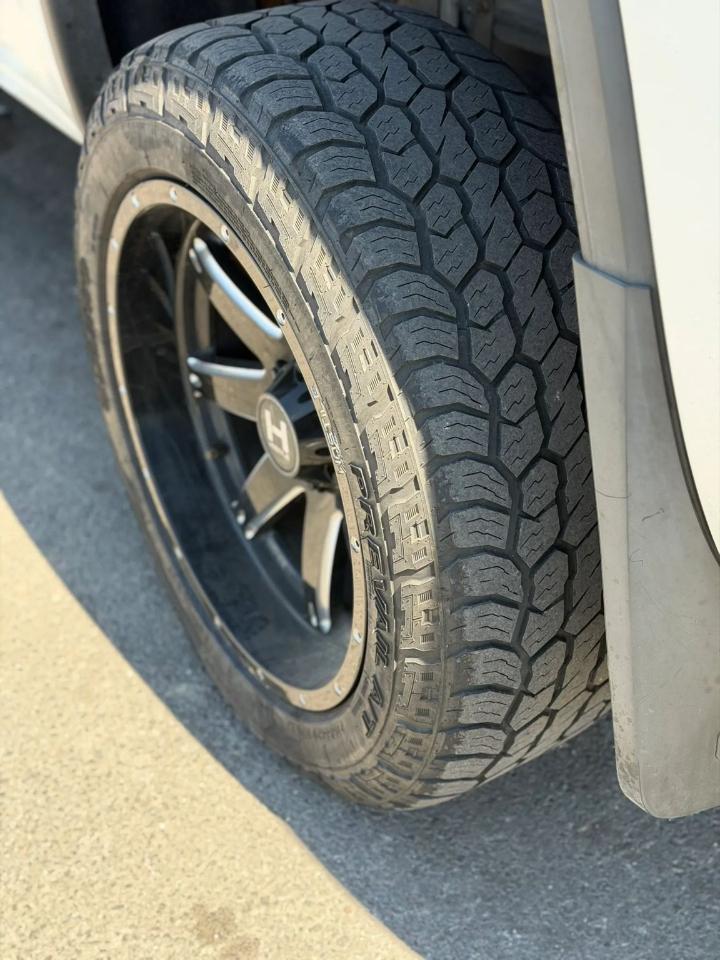 GMC Sierra 1500 4WD Crew Cab 153.0" Denali 2017