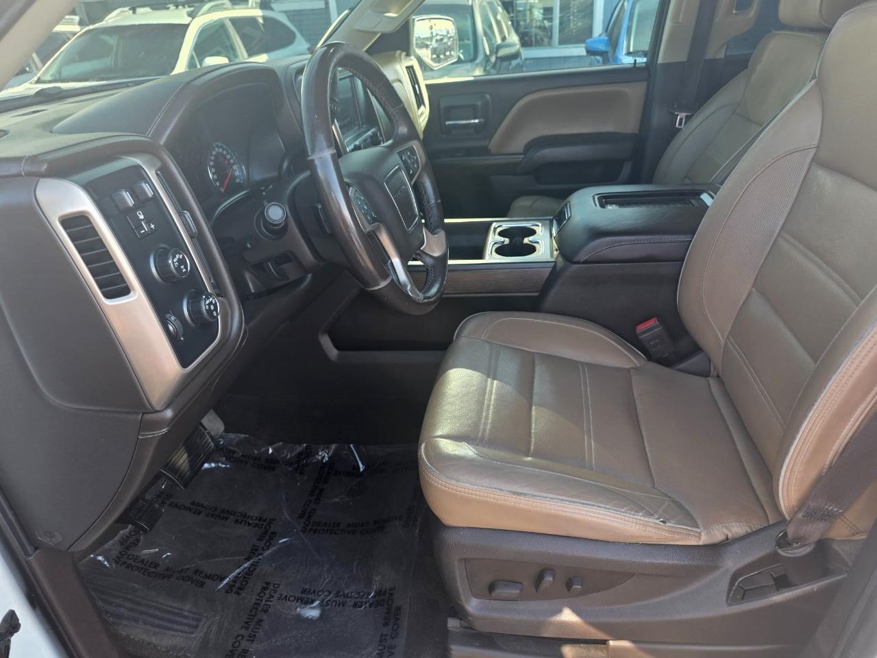 GMC Sierra 1500 4WD Crew Cab 153.0" Denali 2017