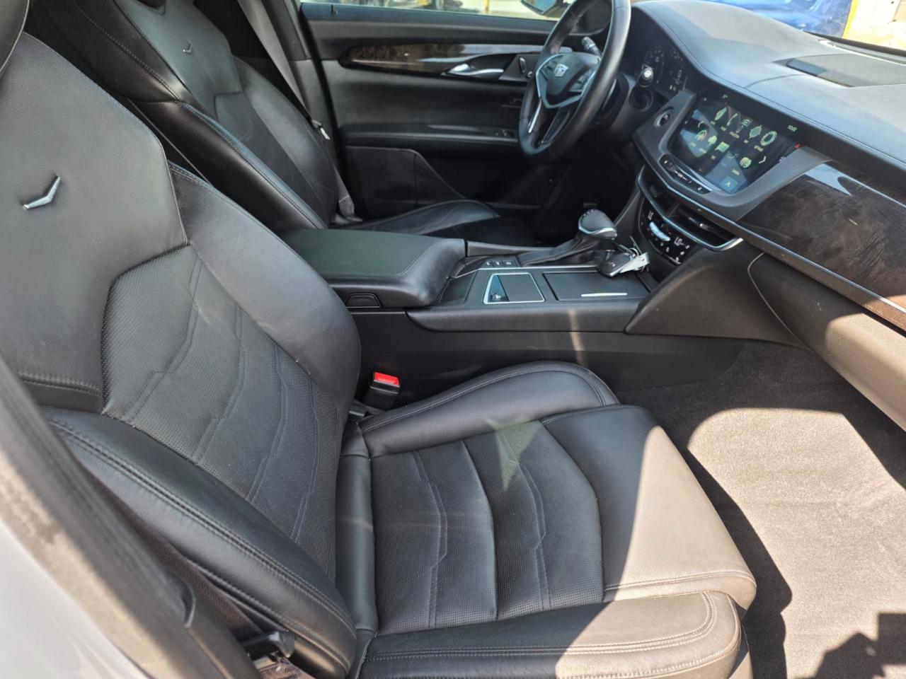 Cadillac CT6 4dr Sdn 3.6L Luxury AWD 2017