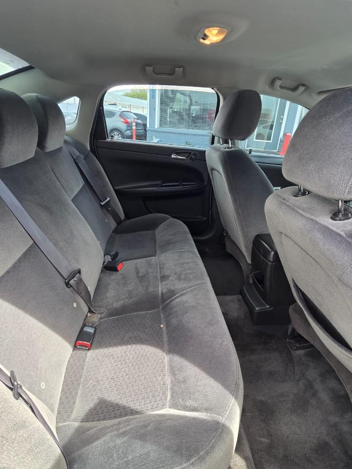 Chevrolet Impala 4dr Sdn LS Fleet 2011