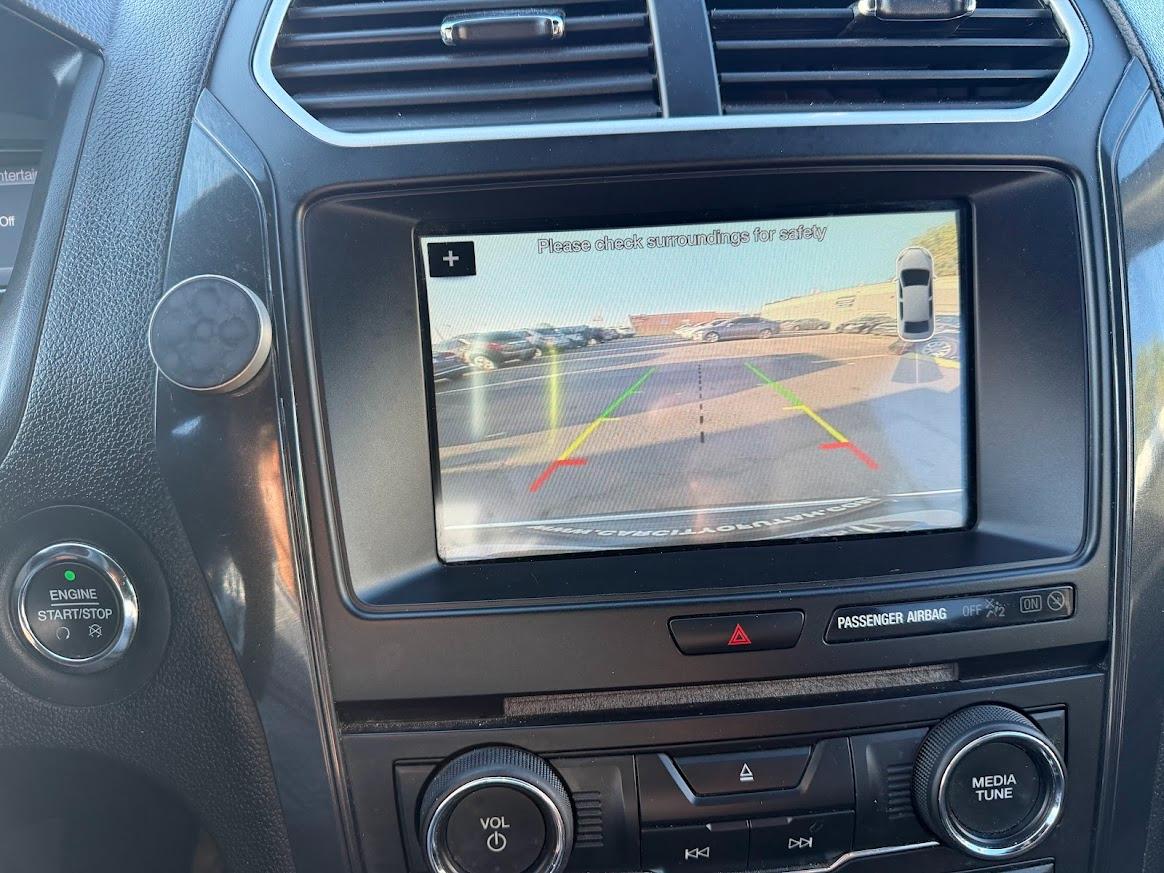 Ford Explorer XLT 4WD 2018