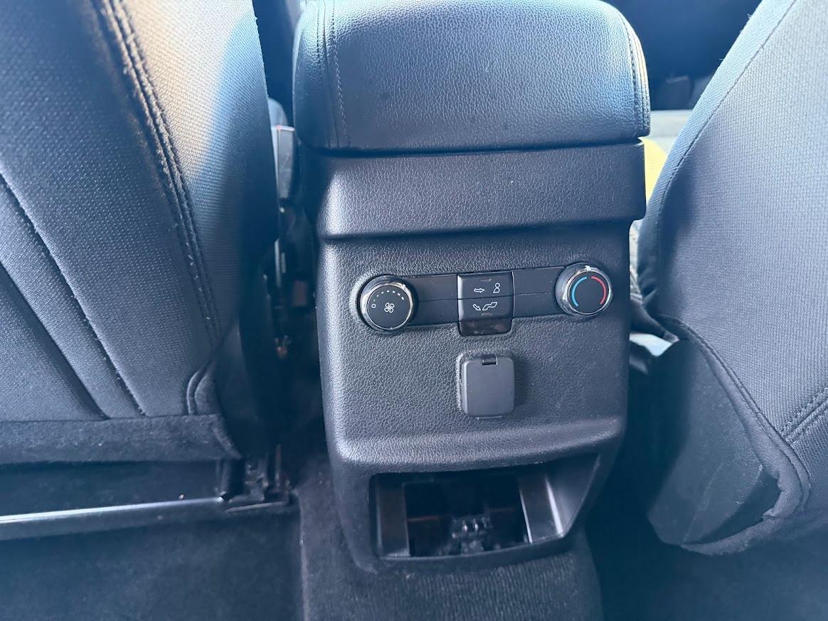 Ford Explorer XLT 4WD 2018