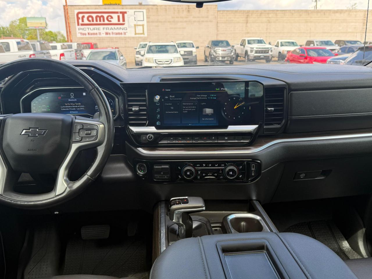 Chevrolet Silverado 1500 4WD Crew Cab 147" RST 2022