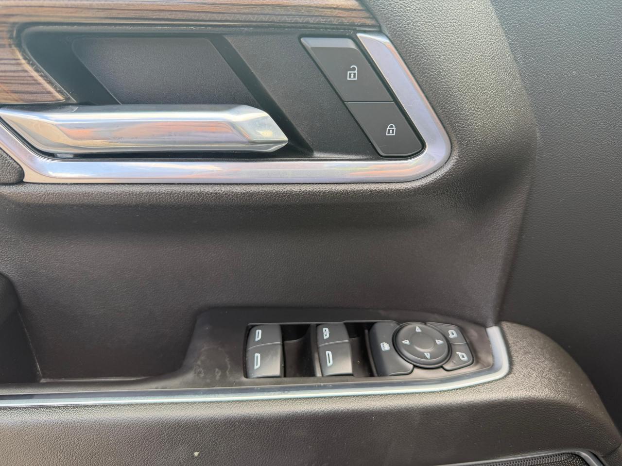 Chevrolet Silverado 1500 4WD Crew Cab 147" RST 2022