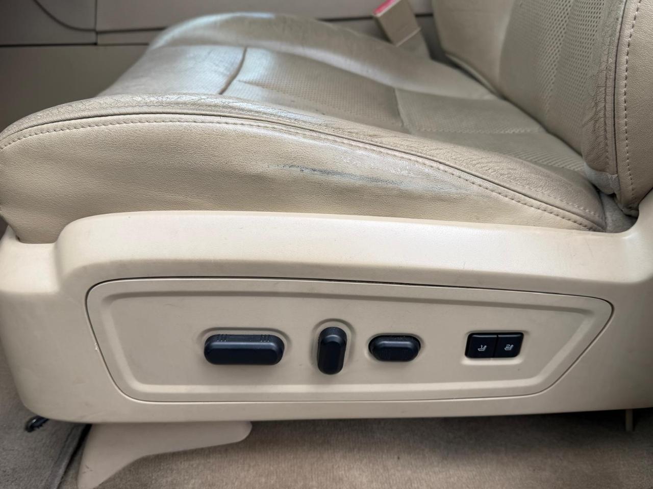 Lincoln Navigator 4WD 4dr 2010