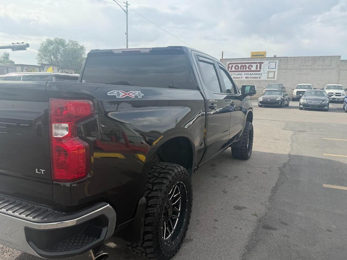 Chevrolet Silverado 1500 4WD Crew Cab 147" LT 2020