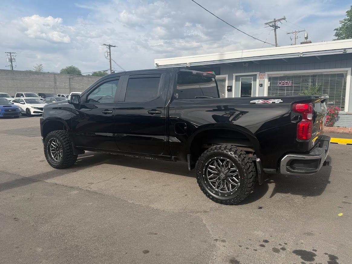 Chevrolet Silverado 1500 4WD Crew Cab 147" LT 2020