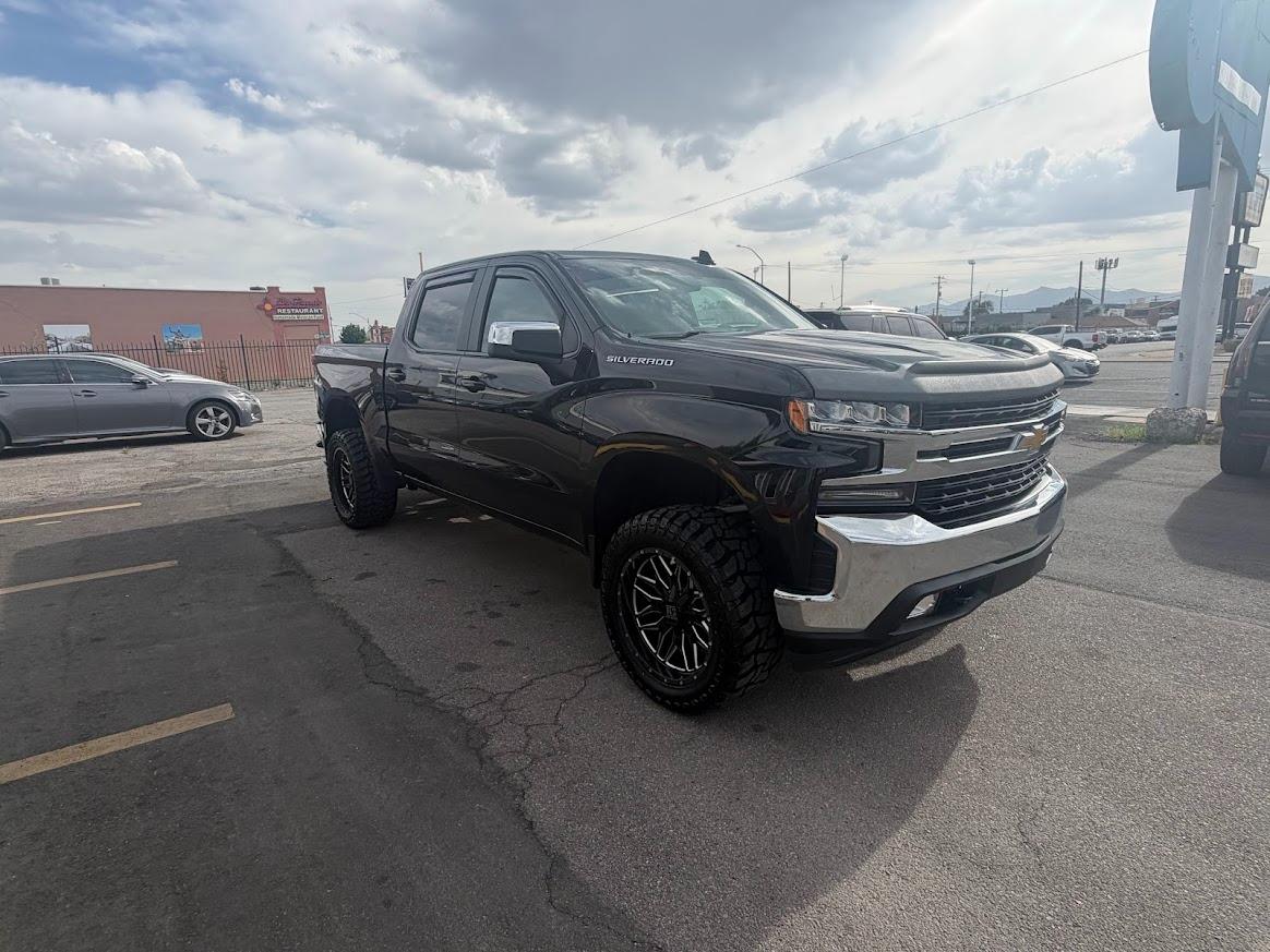 Chevrolet Silverado 1500 4WD Crew Cab 147" LT 2020