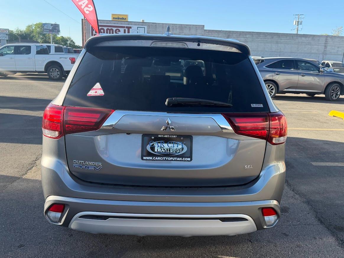 Mitsubishi Outlander PHEV SEL S-AWC 2022
