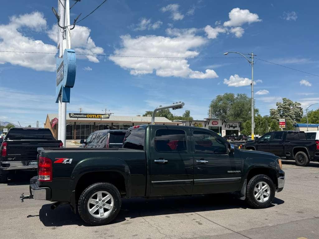 GMC Sierra 1500 4WD Crew Cab 143.5" SLE 2013