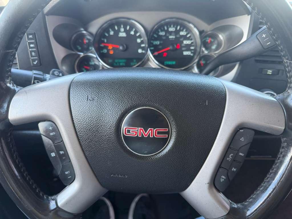 GMC Sierra 1500 4WD Crew Cab 143.5" SLE 2013