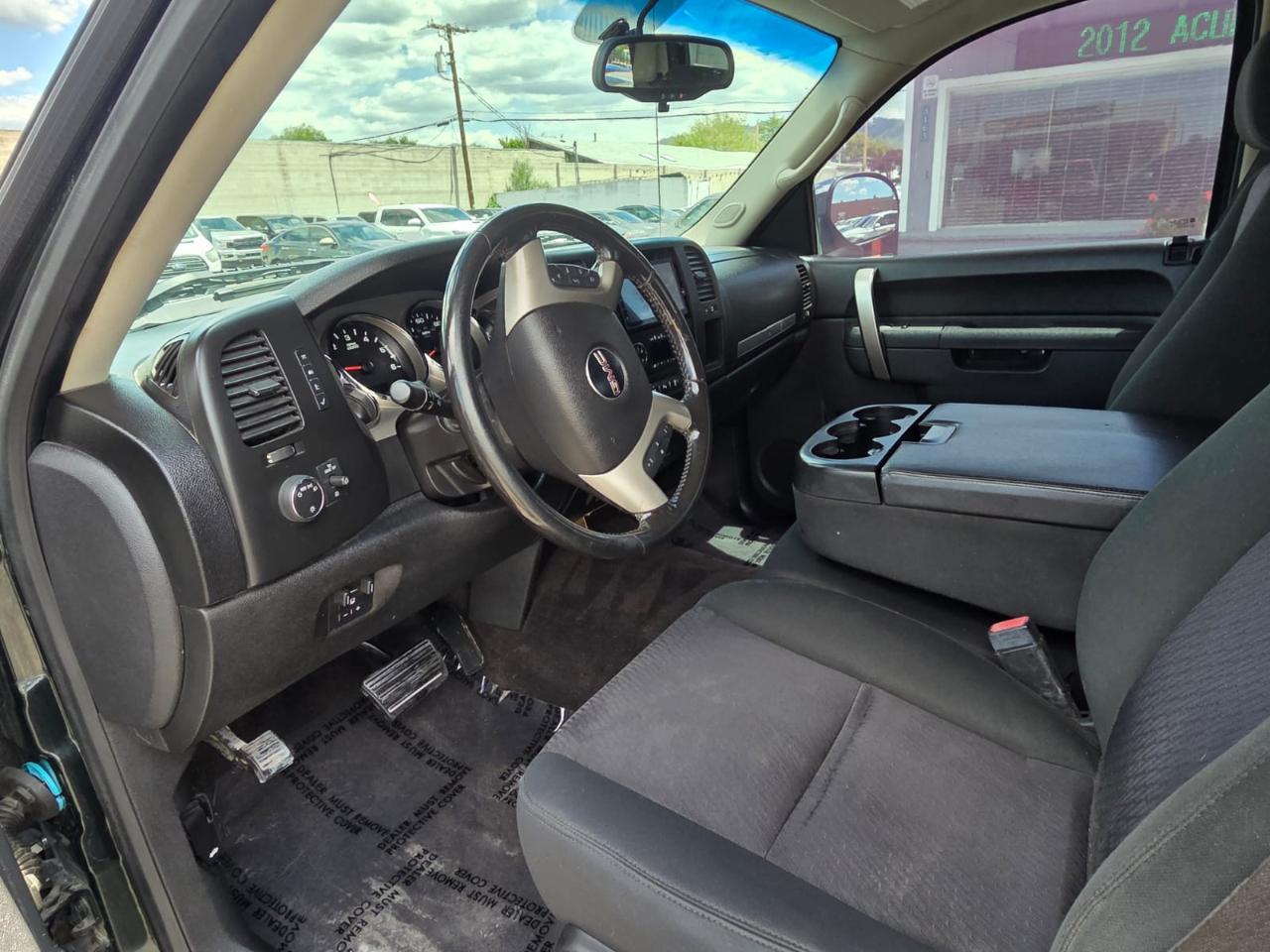 GMC Sierra 1500 4WD Crew Cab 143.5" SLE 2013