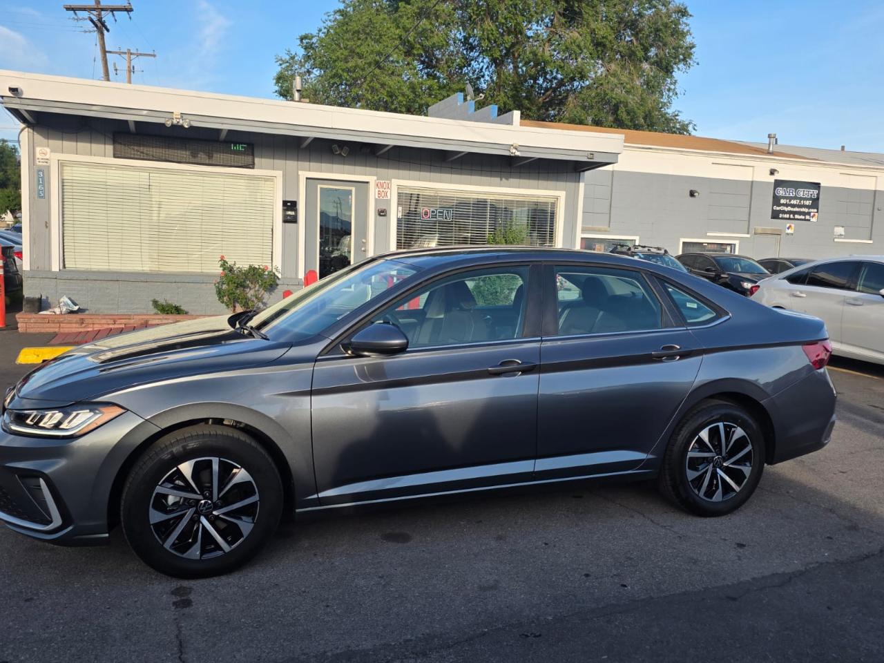 Volkswagen Jetta S Auto 2025