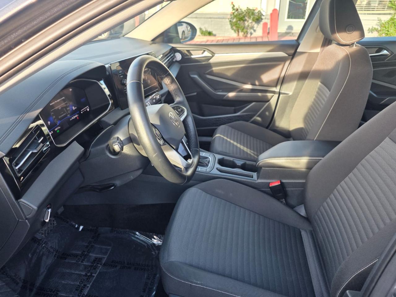 Volkswagen Jetta S Auto 2025