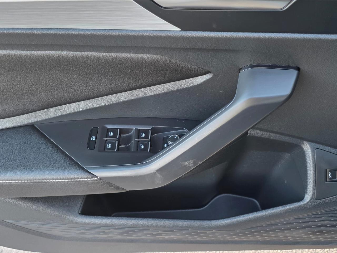 Volkswagen Jetta S Auto 2025