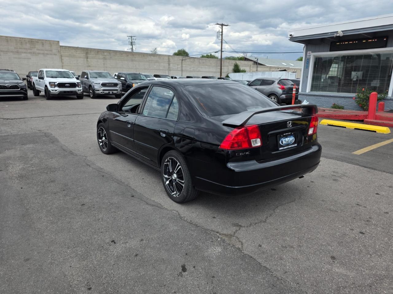 Honda Civic Sdn LX AT 2005