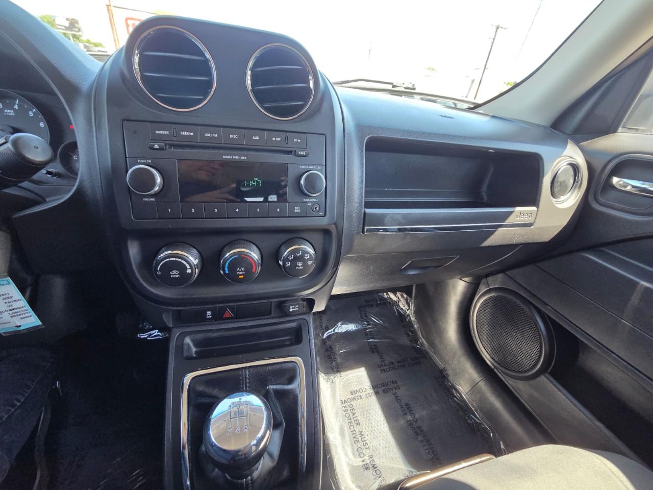 Jeep Patriot FWD 4dr Sport 2011