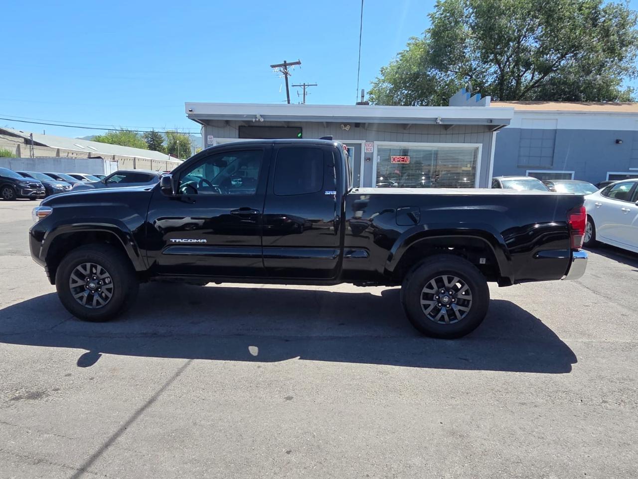 Toyota Tacoma 4WD TRD Off Road Access Cab 6' Bed V6 AT (Natl) 2023