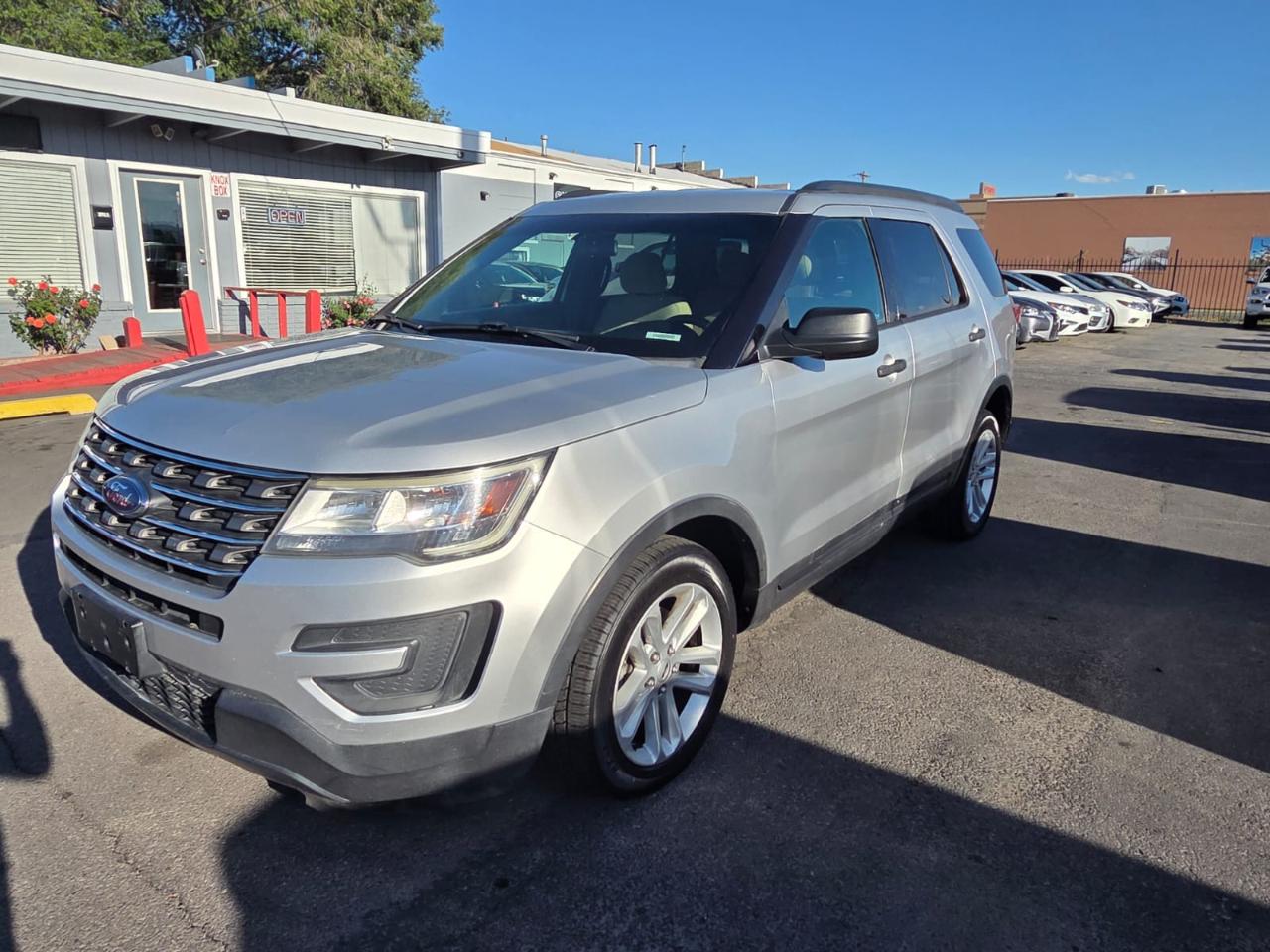 Ford Explorer Base 4WD 2017