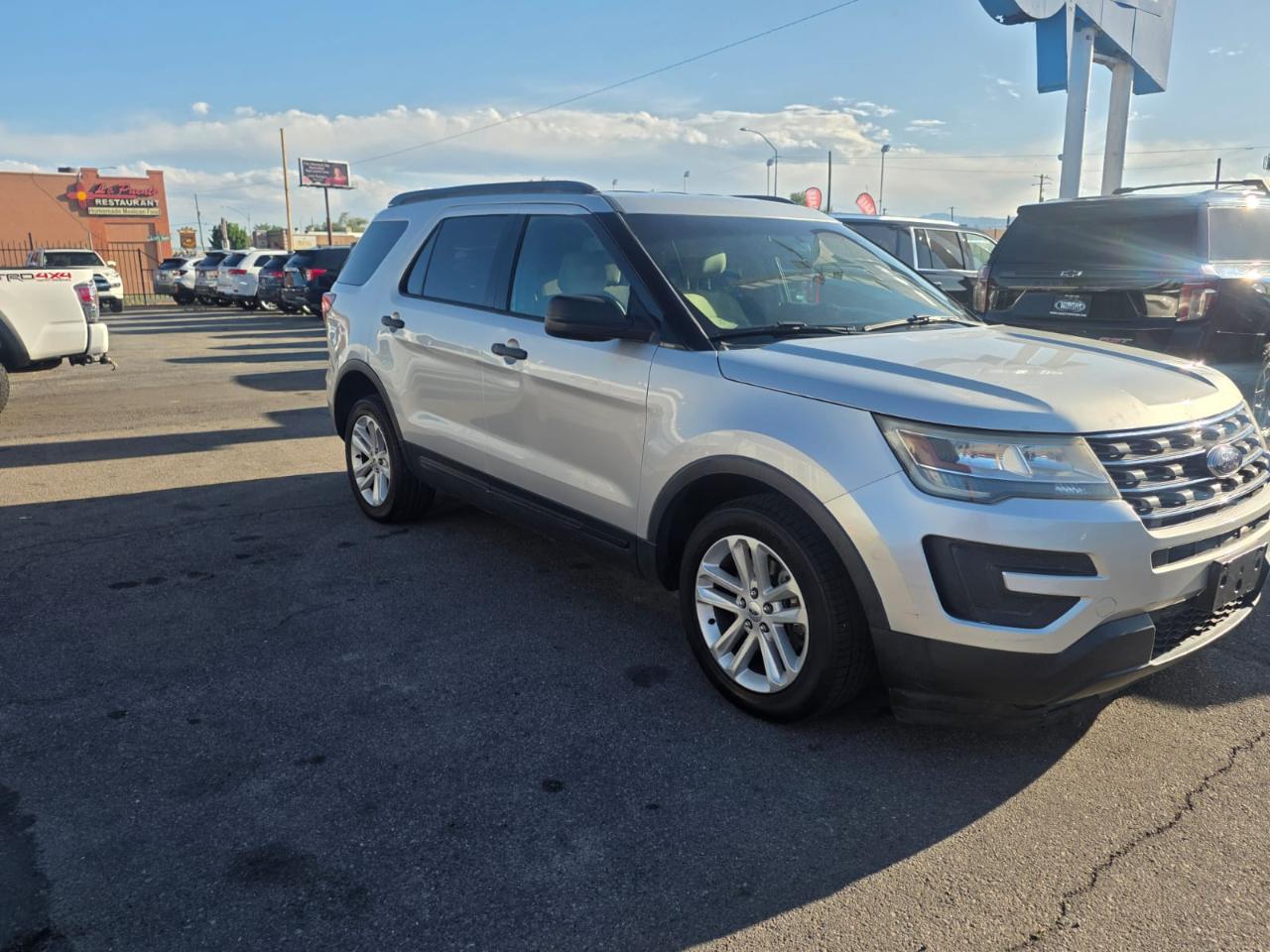 Ford Explorer Base 4WD 2017