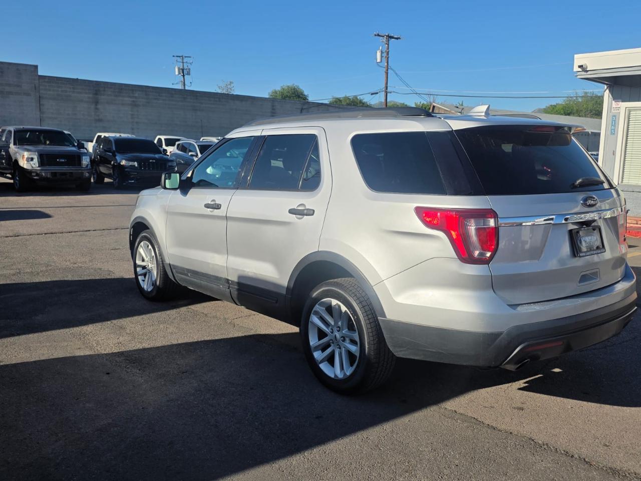 Ford Explorer Base 4WD 2017