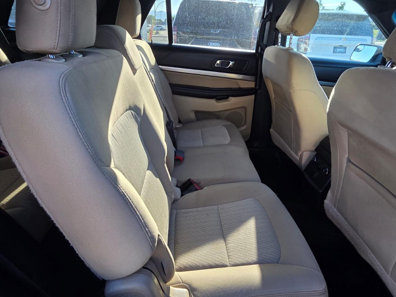 Ford Explorer Base 4WD 2017