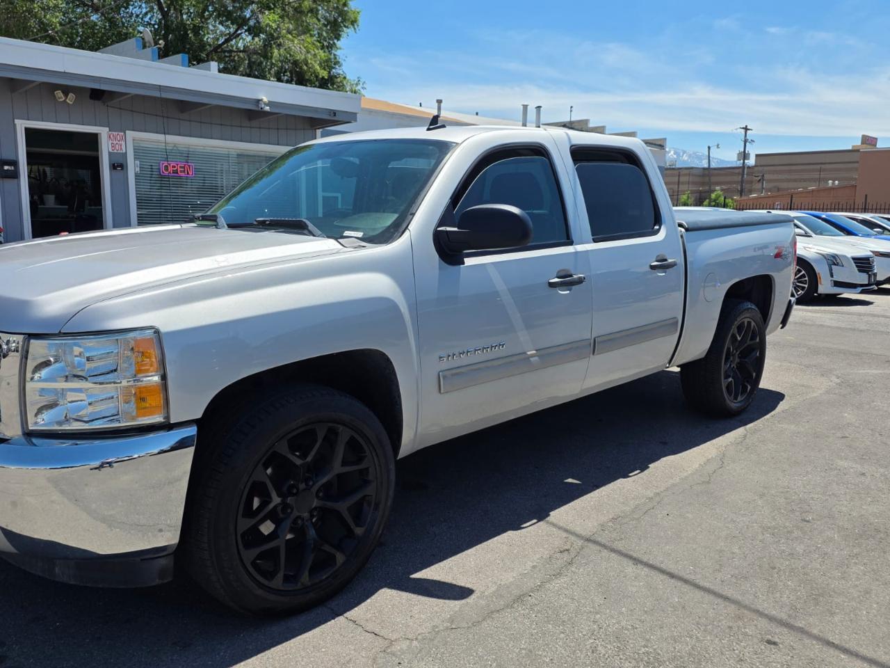 Chevrolet Silverado 1500 4WD Crew Cab 143.5" LT 2013