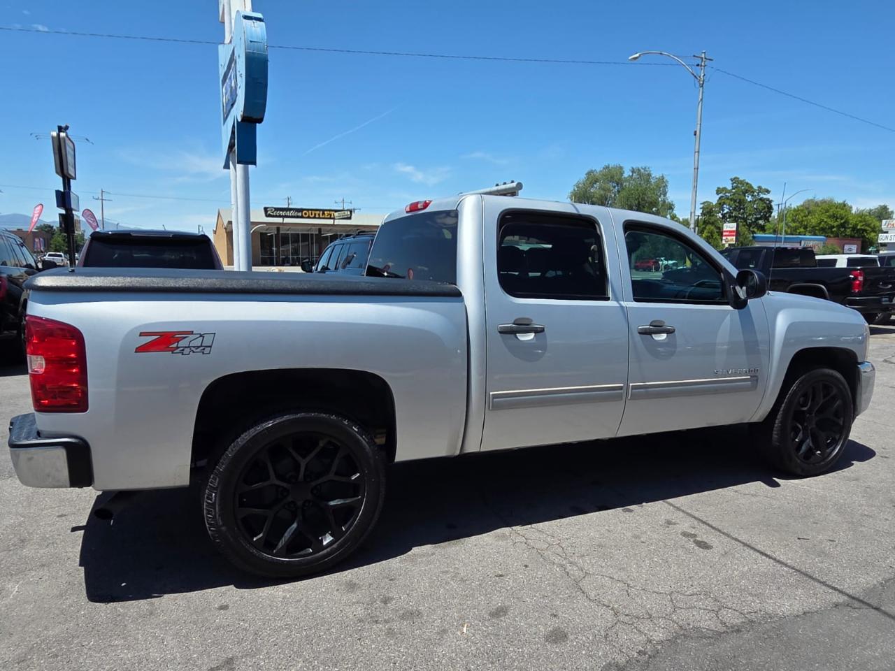Chevrolet Silverado 1500 4WD Crew Cab 143.5" LT 2013