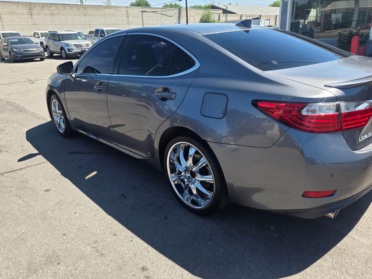 Lexus ES 350 4dr Sdn 2015