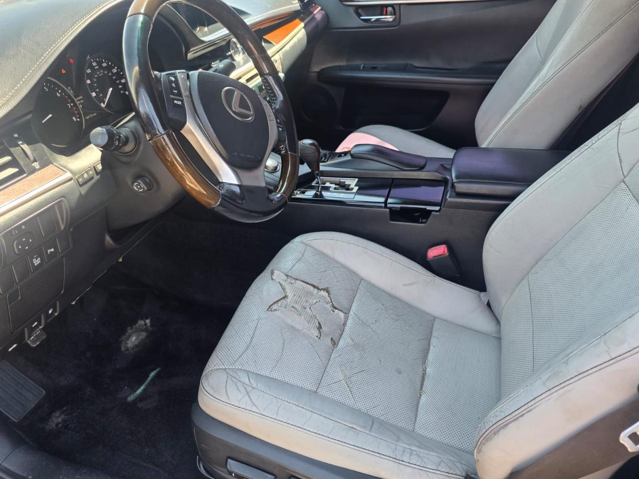 Lexus ES 350 4dr Sdn 2015