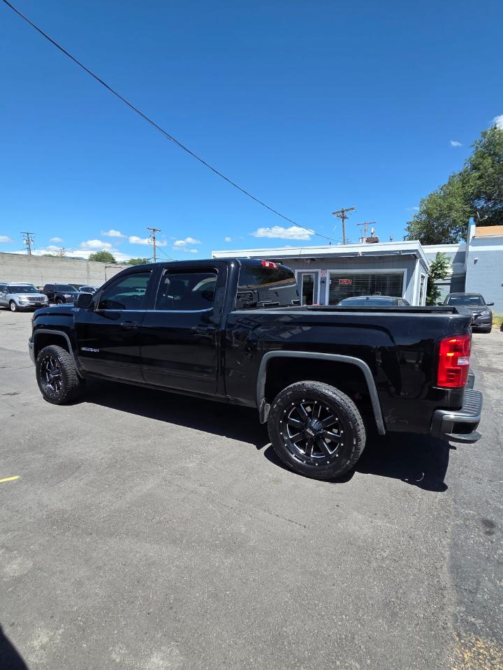 GMC Sierra 1500 4WD Crew Cab 143.5" SLE 2017